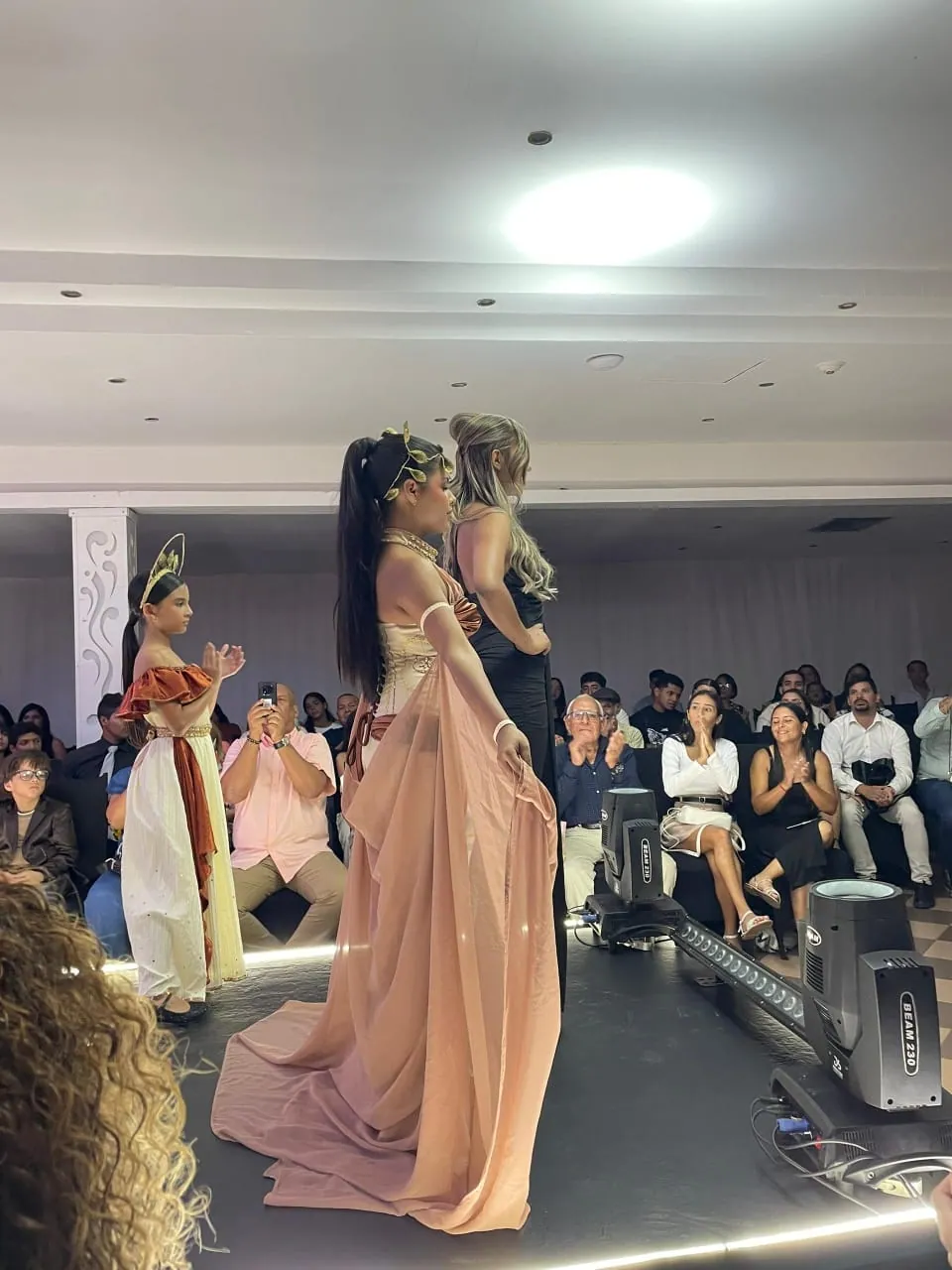 Cielos Griegos — colección de Clarisa Medina, foto 4 de 36